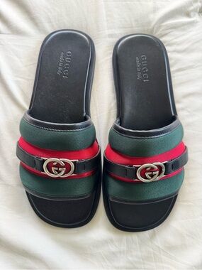 Gucci Mens Slides w/Interlocking G